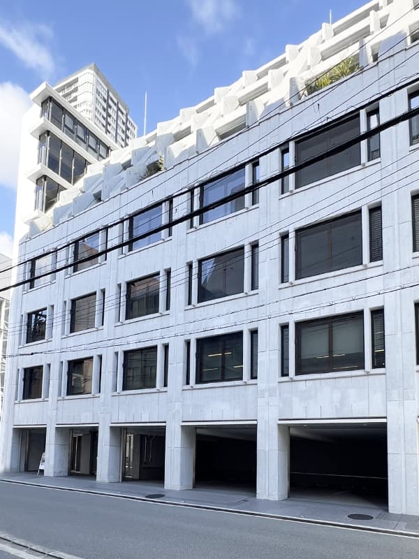 日建ビル1号館の外観