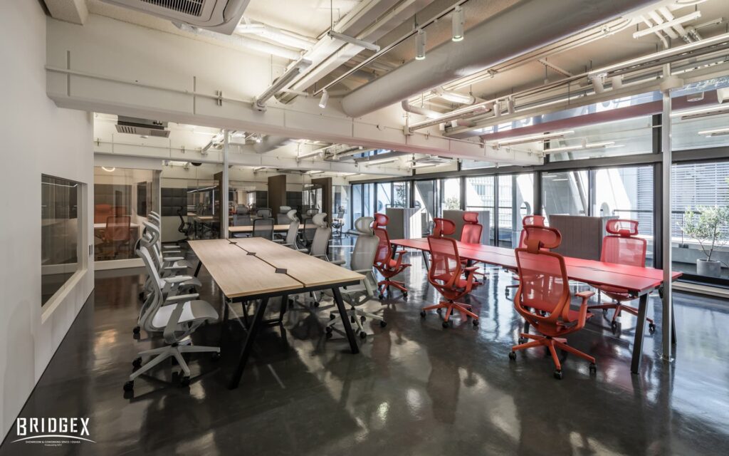 大阪・淀屋橋エリアのコワーキングスペースBRIDGEXのバーチャル背景